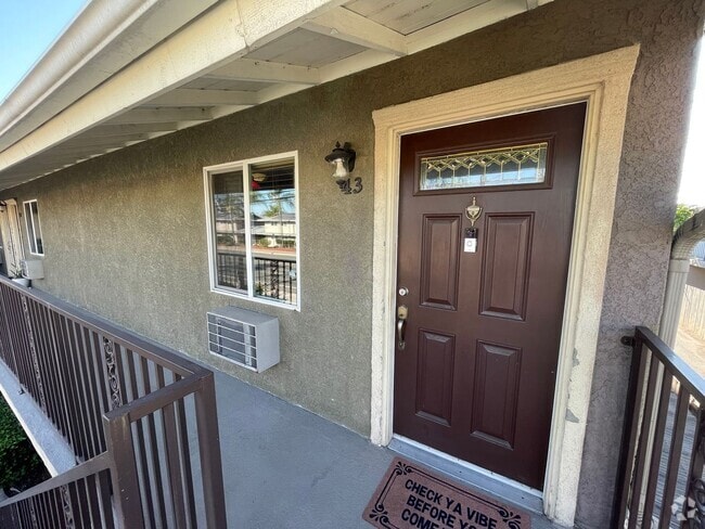 Building Photo - 800 N Mollison Ave Unit 43 Rental