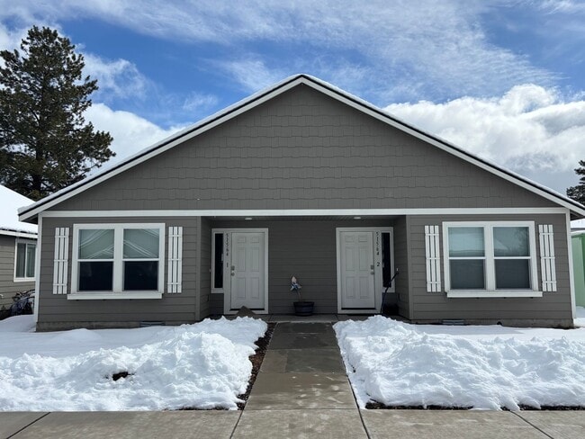 Building Photo - 51572 Stillwell