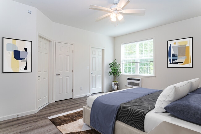 Photo - Medford Pond