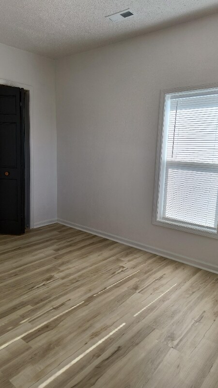 207 E Mechanic St Unit 207 1-2 E. Mechanic St