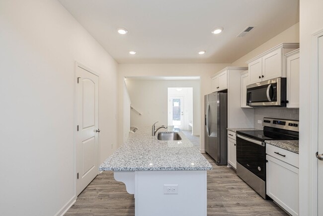 Photo - Beautiful Modern 2-Bedroom Townhome - APRIL MOVE IN