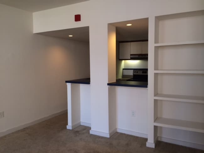 Photo - Bank Street Court Unit 201