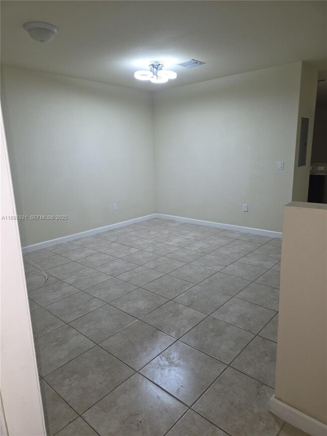 Photo - 528 SE 32nd Ave