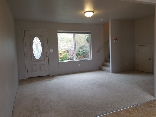 Photo - NE West Unit 449-3