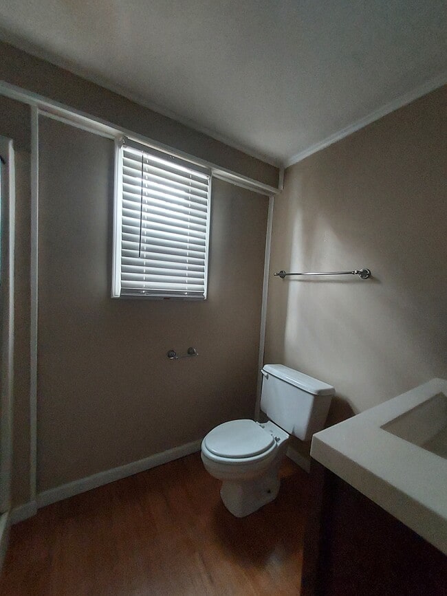 Photo - 70 Fairfield Ave