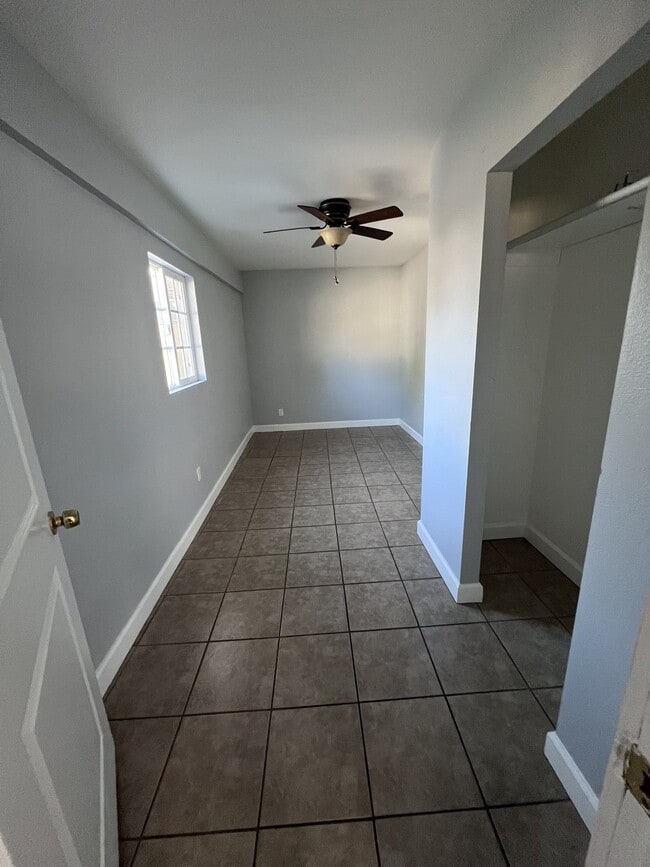 Photo - 14951 Cerritos Ave Unidad BACK