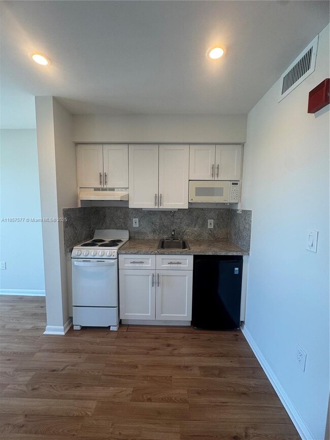 Photo - 5789 SW 72nd St Unit 5789