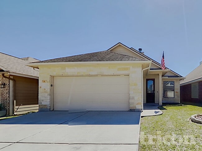 Photo - 103 Lullaby Ln