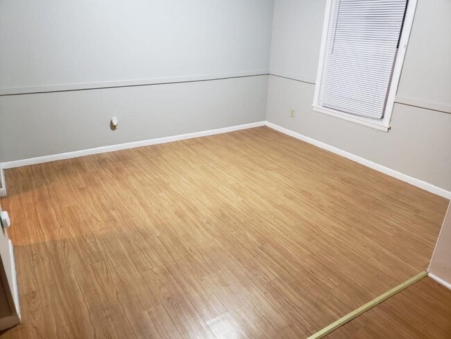 Photo - 1240 Briar Manor