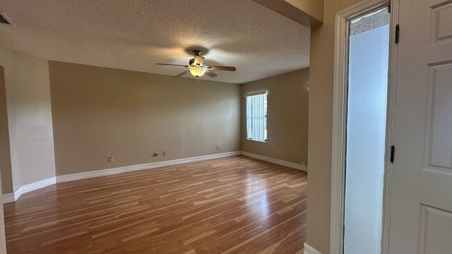 Photo - 487 Carrigan Ave