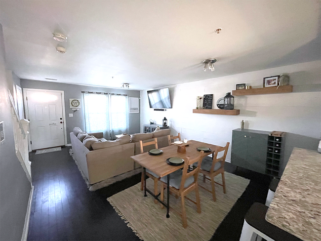 Photo - 2488 Skyland Pl SE
