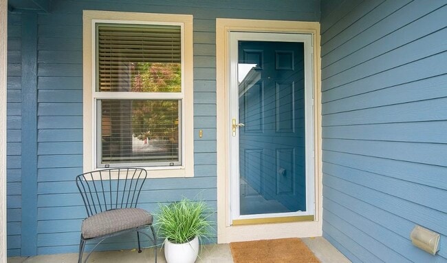 Photo - 282 Smith Cir