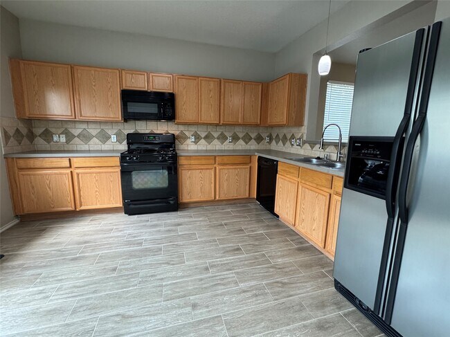 Photo - 16875 Mammoth Springs Dr