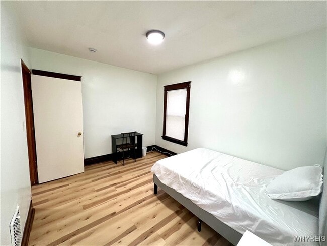 Building Photo - 1119 15th St