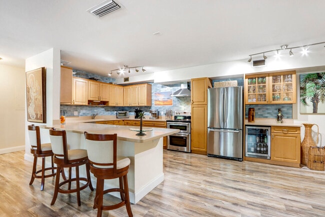 Photo - 300 N Hwy A1A Unit 204a