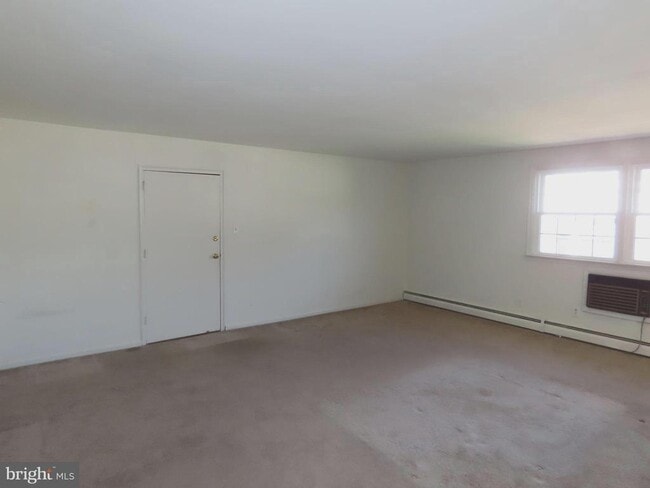 Photo - 403 S Main St Unidad G204