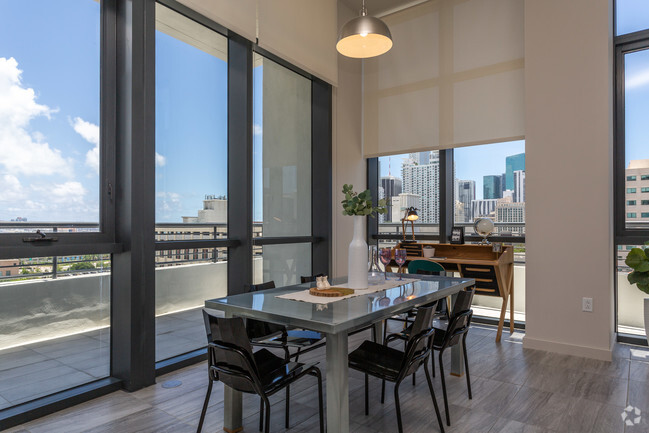 Caoba Downtown Miami Highrise Luxury Apartments View of City in Background  Stock Photo - Image of modern, architecture: 162140602