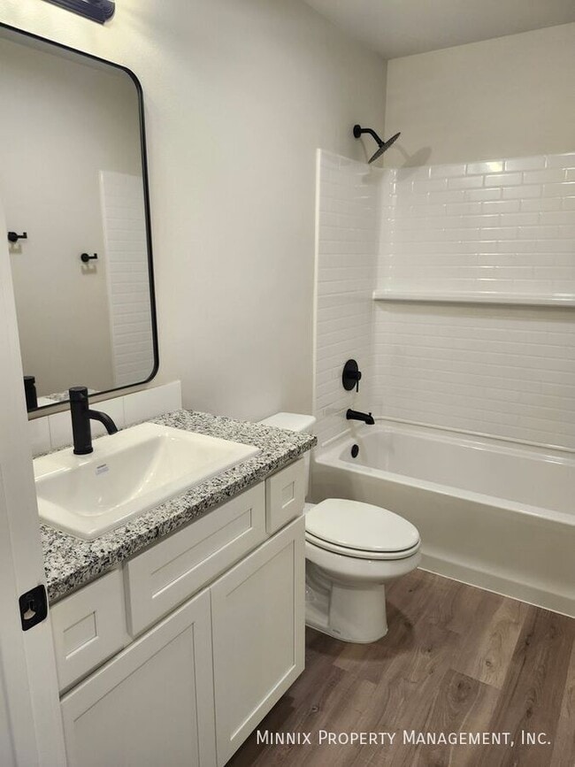 Photo - 2218 133rd St