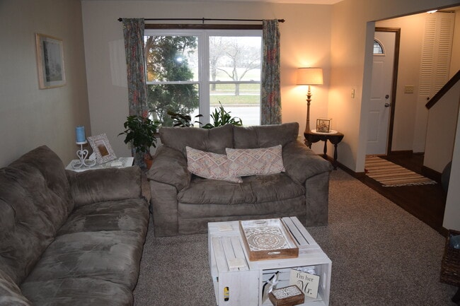 Photo - 322 N Moreland Blvd