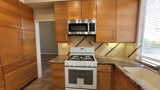 Photo - Beautiful Home in Quiet Neighborhood.