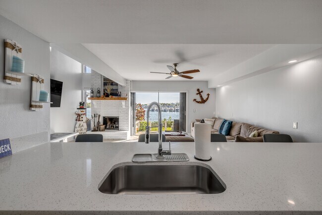 Photo - 129 Lagoon Ct