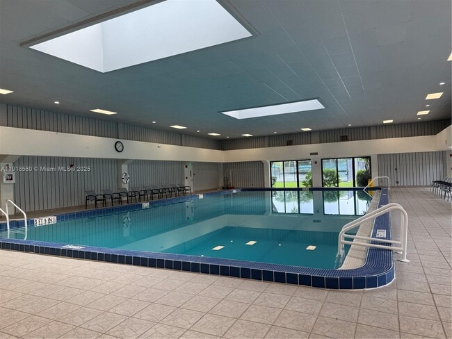 Photo - 7290 Kinghurst Dr Unit 306