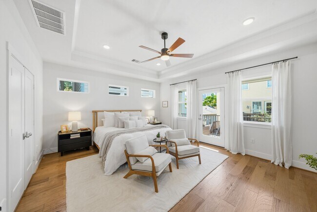 Photo - 1807 Bingham St House