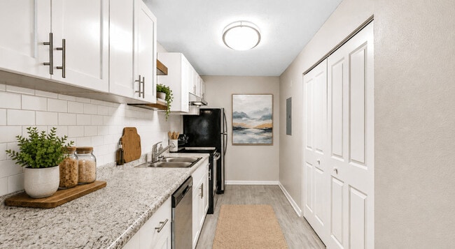 Photo - Domain & Gateway at Cedar