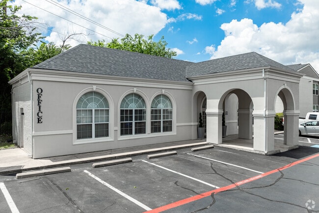 Leasing Office