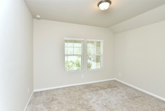 Photo - 1214 Oak Barrel Run