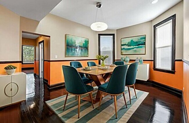 Building Photo - 1826 S Drake Ave Unit #2