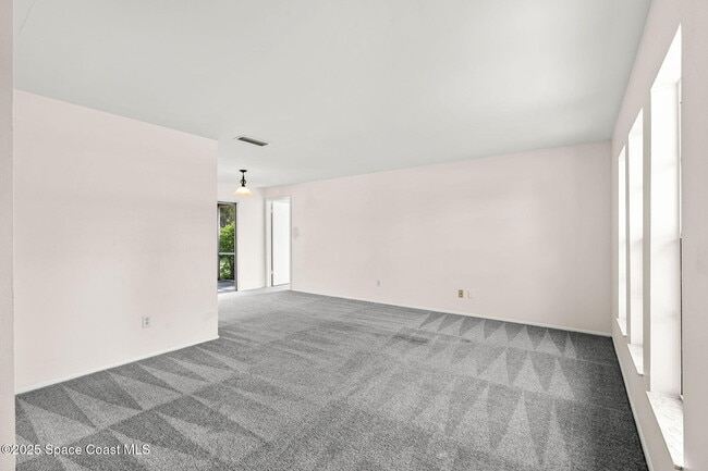 Photo - 1010 Flotilla Club Dr