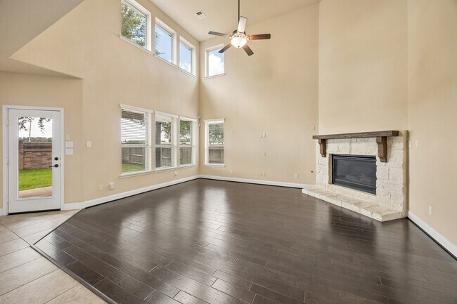 Photo - 27903 Hunters Rock Ln