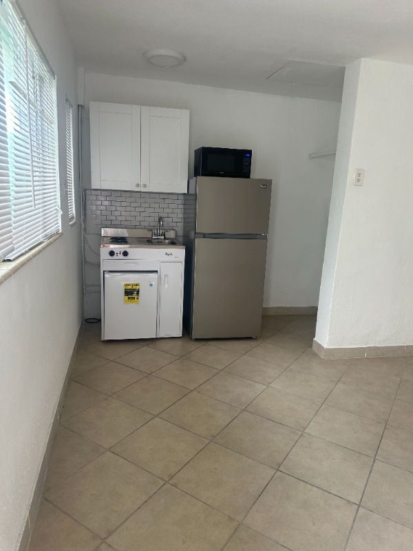 Photo - 1064 N Tamiami Trl