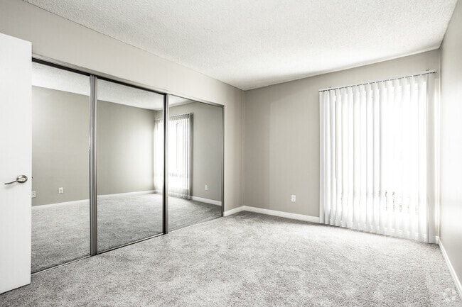 2BR, 1BA - 955SF - Second Bedroom
