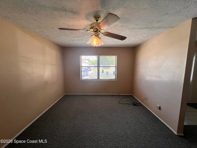 Photo - 1586 Wacker Ave SE