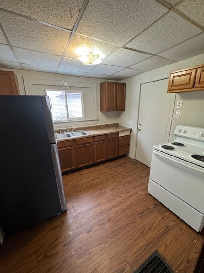 Photo - 922 Hamilton Ave