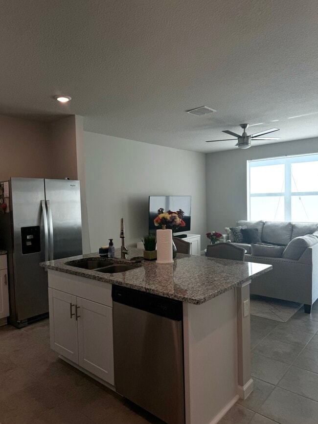 Photo - 5649 Mentmore Dr