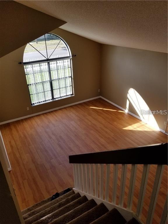 Photo - 6025 Grand Coulee Rd