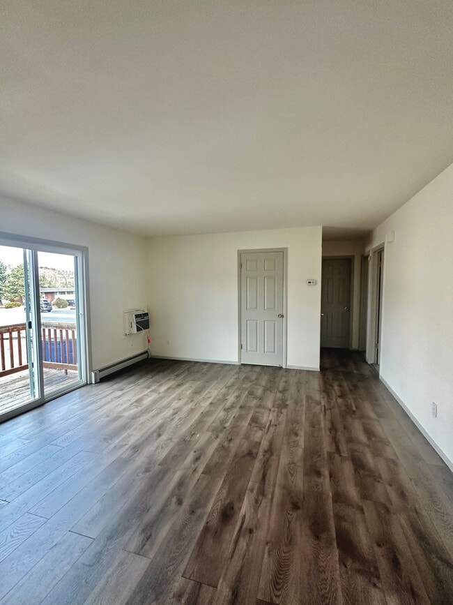 Photo - 4338 N Chestnut St Unidad 1