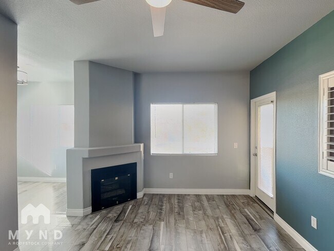 Photo - 1050 E Cactus Ave Unidad 2130