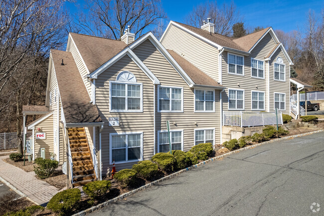 Villas on the Park - Villas on the Park Apartments