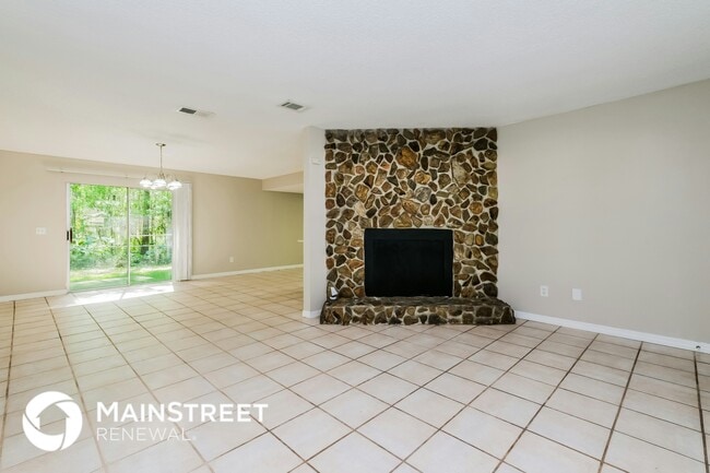 Photo - 1130 Foxwood Dr