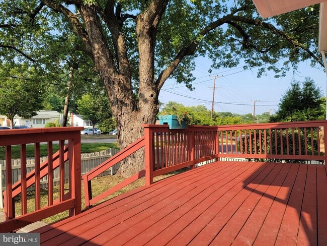 Photo - 1015 Veirs Mill Rd