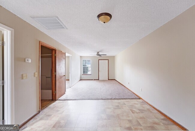 Photo - 124 Evergreen Trail SE Unidad C