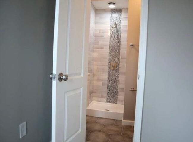 Photo - 697 Reinhard Ave