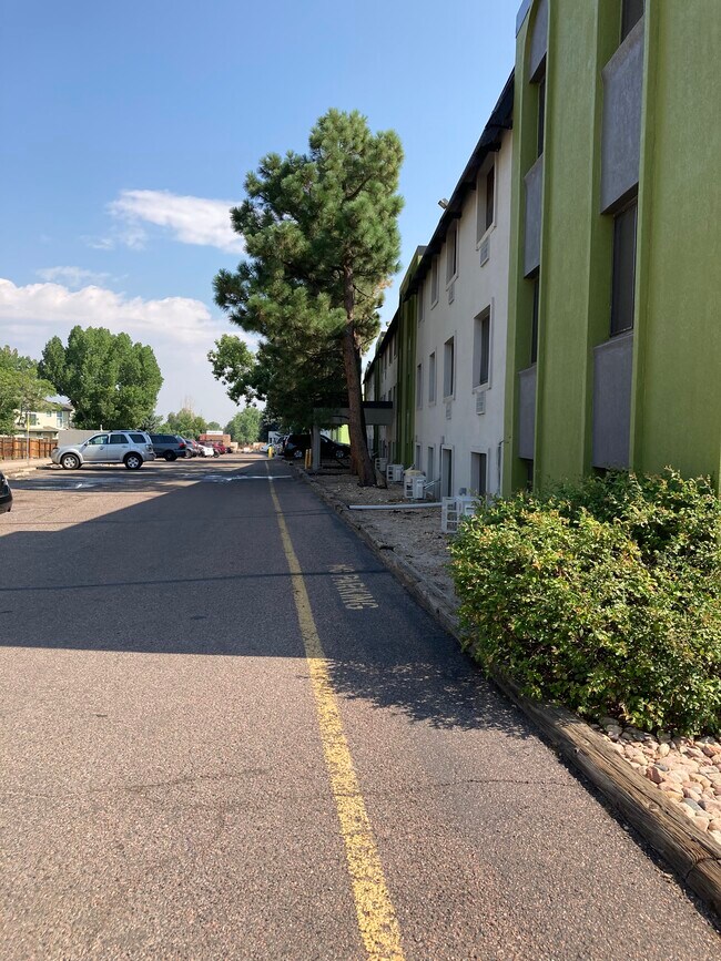 Photo - Sierra Vista Apartments