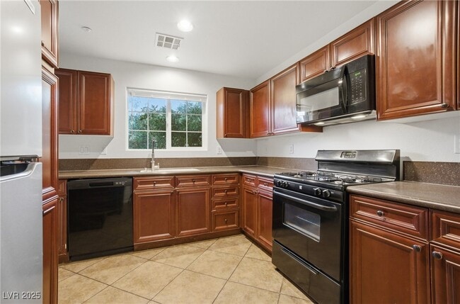 Photo - 9057 Pure Sapphire Ct