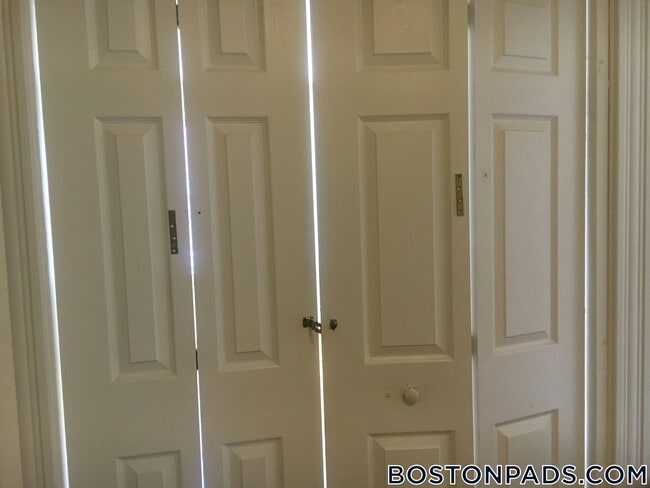 Photo - 119 Sutherland Rd Unit D