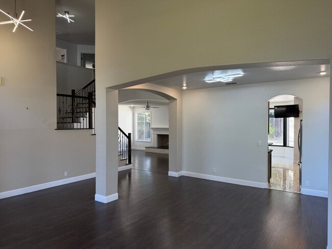 9223 Camden Lake Way